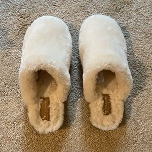 Koolaburra by UGG slippers